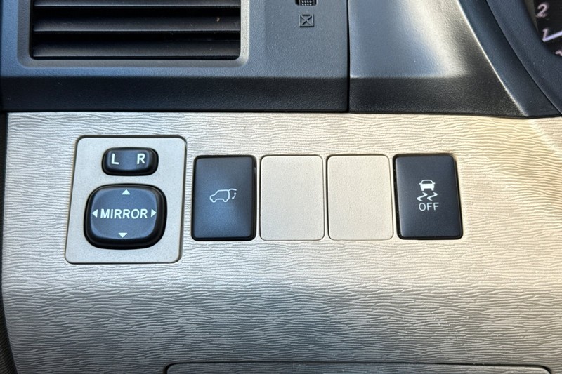 Toyota Venza Vehicle Full-screen Gallery Image 42