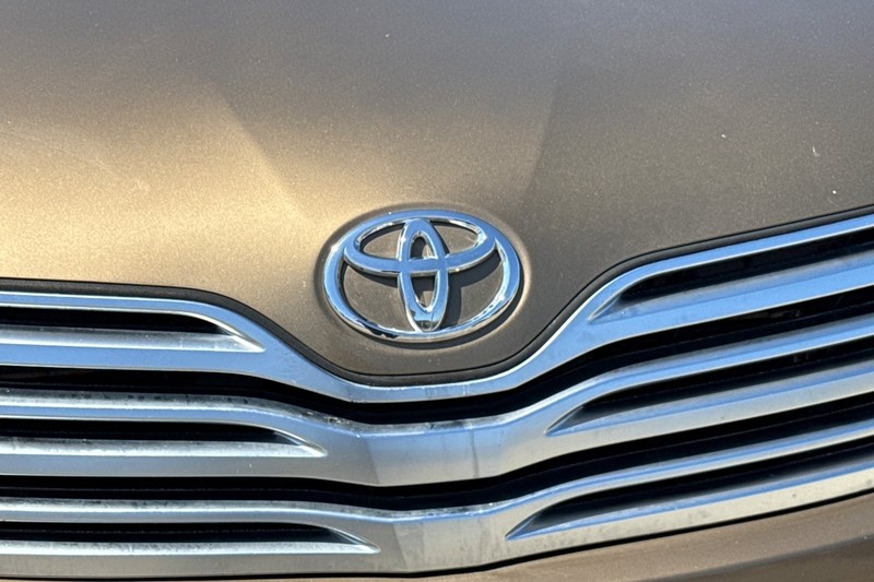 Toyota Venza Vehicle Full-screen Gallery Image 47