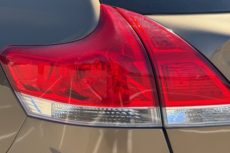 Toyota Venza Vehicle Full-screen Gallery Image 48