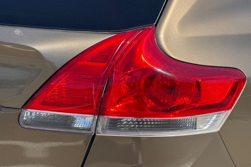 Toyota Venza Vehicle Full-screen Gallery Image 50