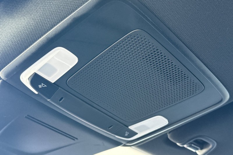 Honda Civic Sedan Vehicle Full-screen Gallery Image 23