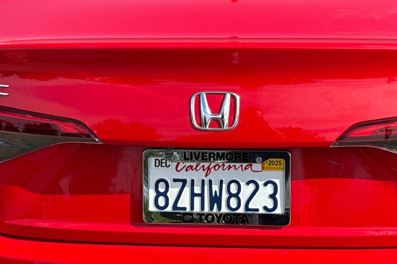 Honda Civic Sedan Vehicle Full-screen Gallery Image 47