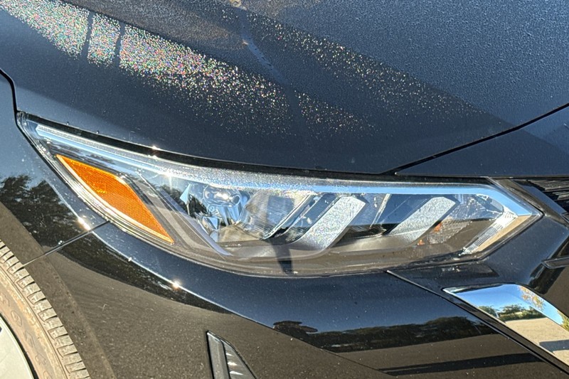 Nissan Sentra Vehicle Full-screen Gallery Image 44