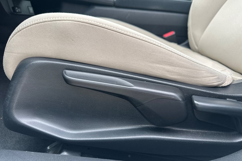 Honda Civic Sedan Vehicle Full-screen Gallery Image 13