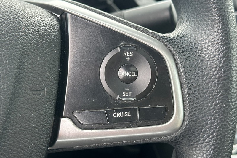 Honda Civic Sedan Vehicle Full-screen Gallery Image 37