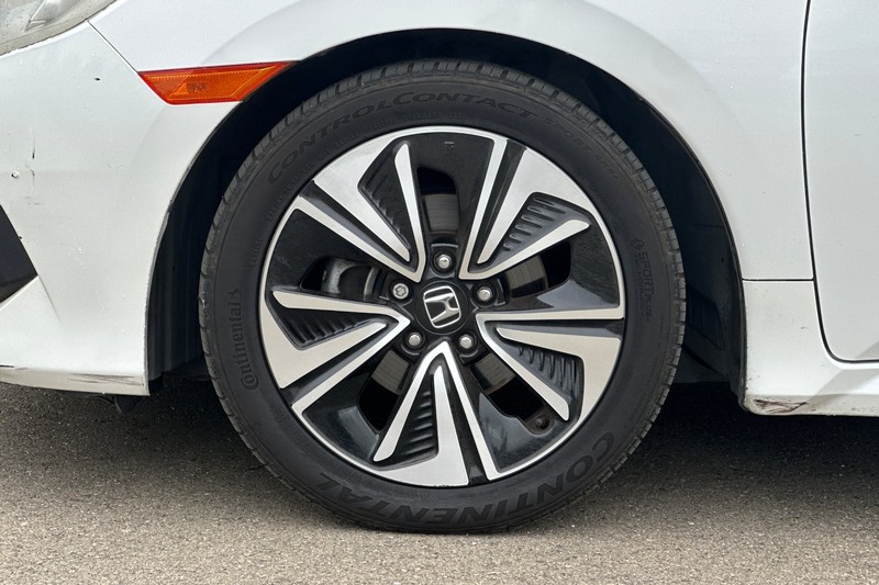 Honda Civic Sedan Vehicle Full-screen Gallery Image 44