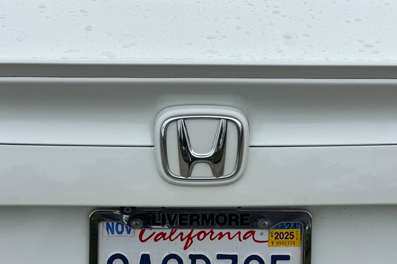 Honda Civic Sedan Vehicle Full-screen Gallery Image 48