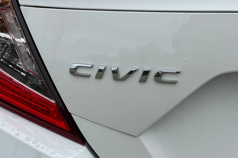 Honda Civic Sedan Vehicle Full-screen Gallery Image 50