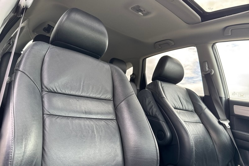 Honda CR-V Vehicle Full-screen Gallery Image 20