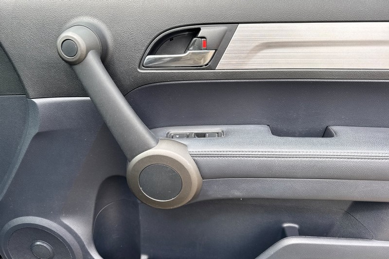Honda CR-V Vehicle Full-screen Gallery Image 21