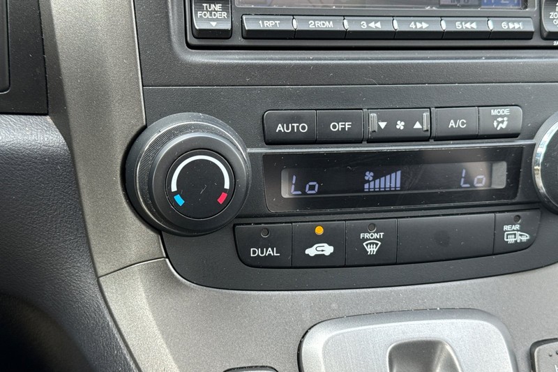Honda CR-V Vehicle Full-screen Gallery Image 29