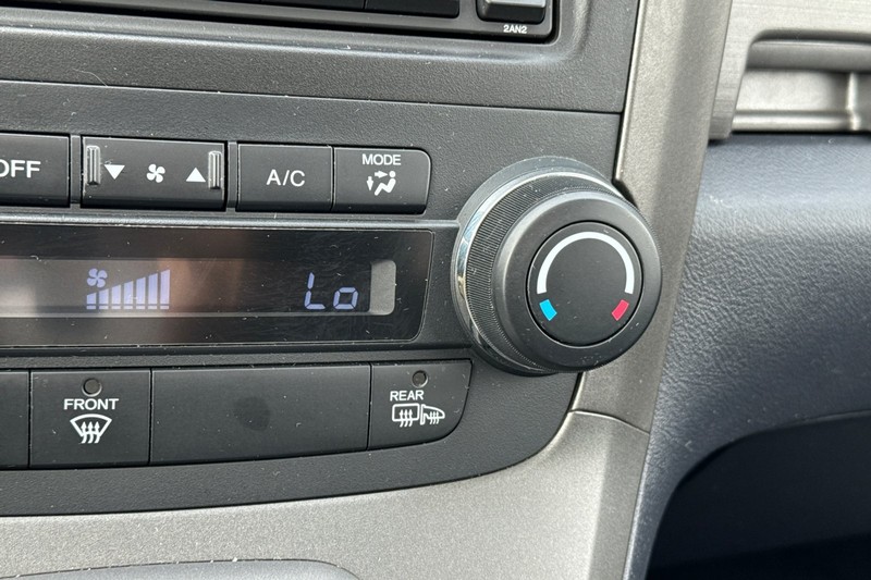 Honda CR-V Vehicle Full-screen Gallery Image 30