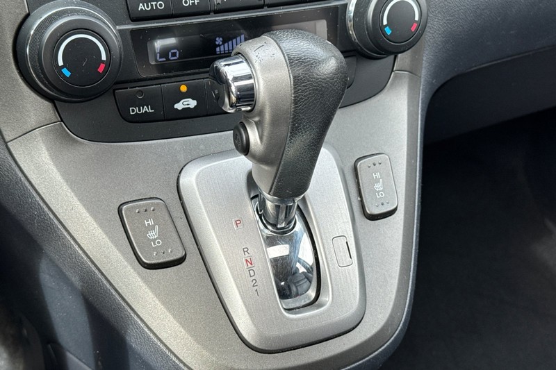 Honda CR-V Vehicle Full-screen Gallery Image 32