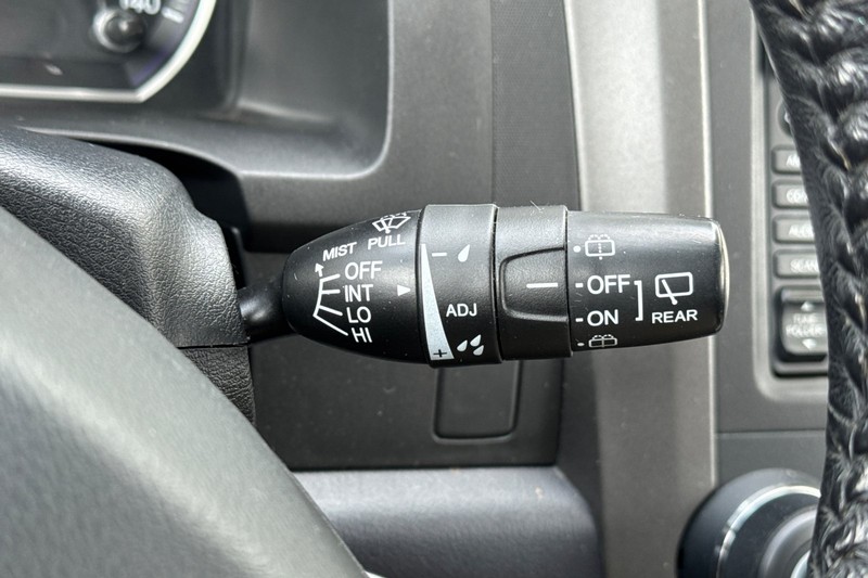 Honda CR-V Vehicle Full-screen Gallery Image 37