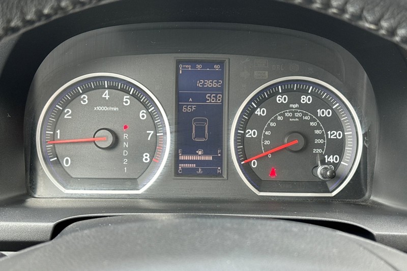 Honda CR-V Vehicle Full-screen Gallery Image 38