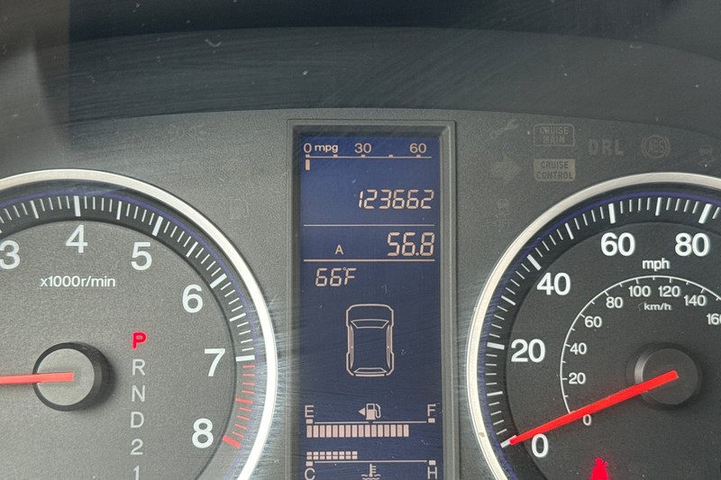 Honda CR-V Vehicle Full-screen Gallery Image 39