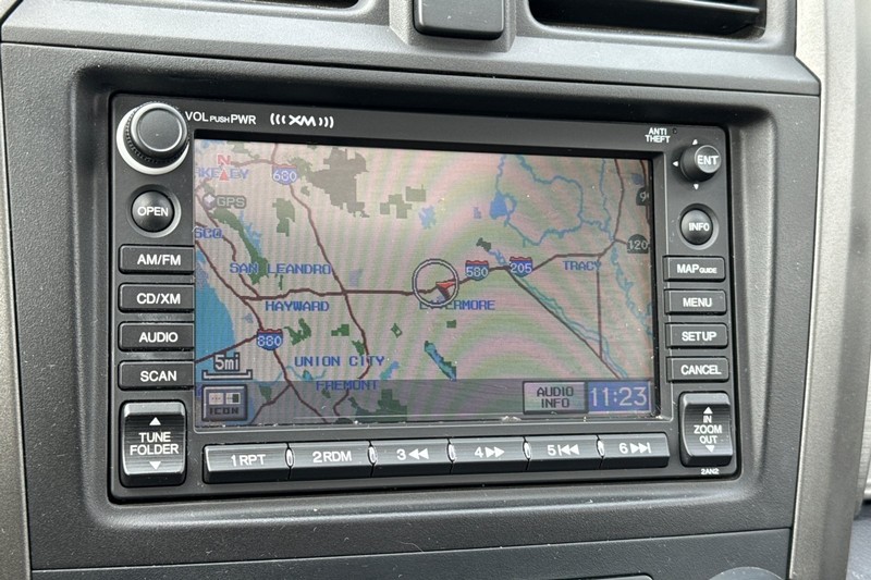 Honda CR-V Vehicle Full-screen Gallery Image 41