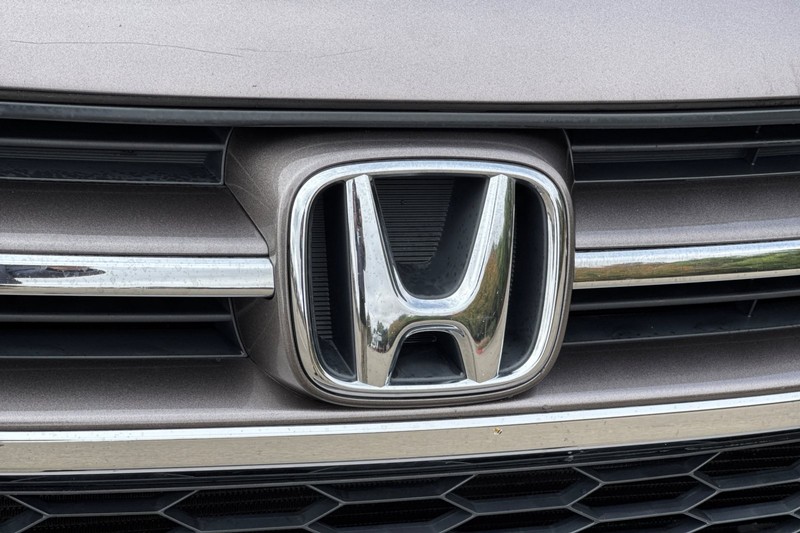 Honda CR-V Vehicle Full-screen Gallery Image 45