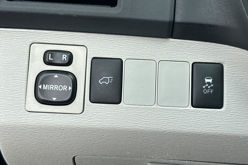 Toyota Venza Vehicle Full-screen Gallery Image 40