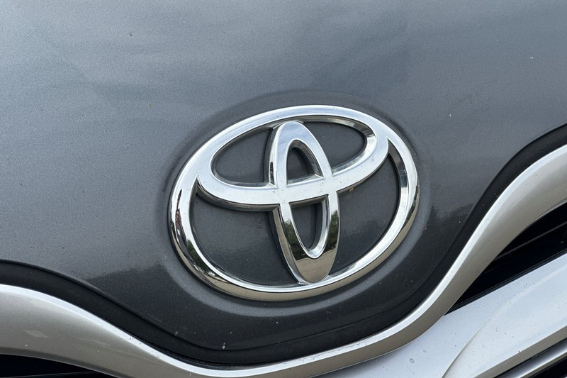Toyota Venza Vehicle Full-screen Gallery Image 45