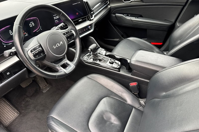 Kia Sportage Vehicle Full-screen Gallery Image 10