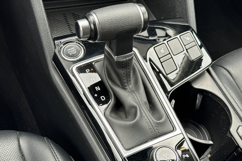 Kia Sportage Vehicle Full-screen Gallery Image 34