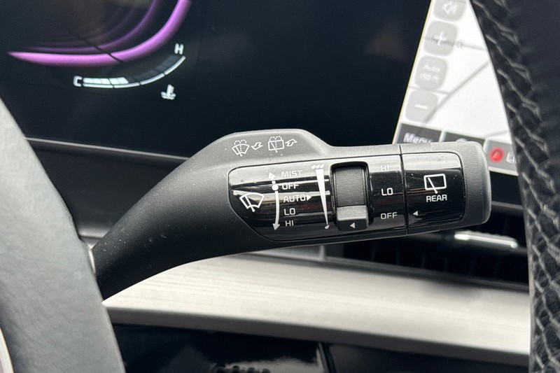 Kia Sportage Vehicle Full-screen Gallery Image 40