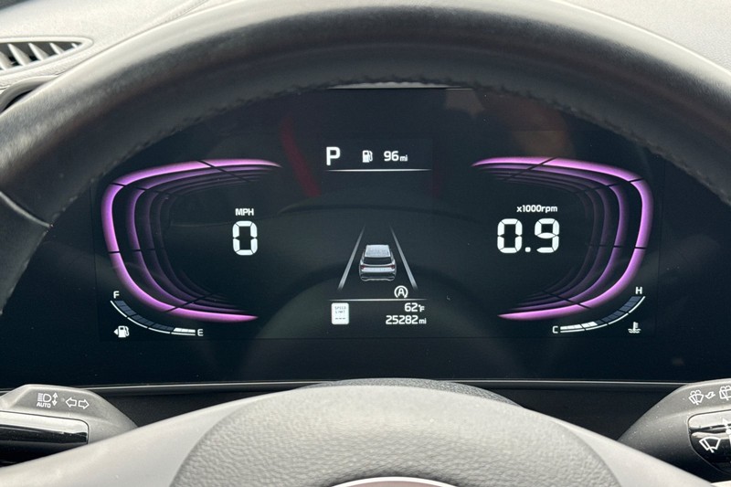 Kia Sportage Vehicle Full-screen Gallery Image 41