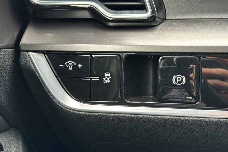 Kia Sportage Vehicle Full-screen Gallery Image 43