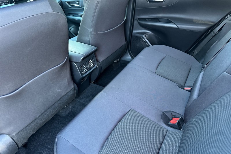 Toyota Venza Vehicle Full-screen Gallery Image 14