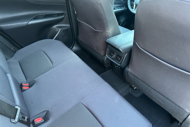 Toyota Venza Vehicle Full-screen Gallery Image 18