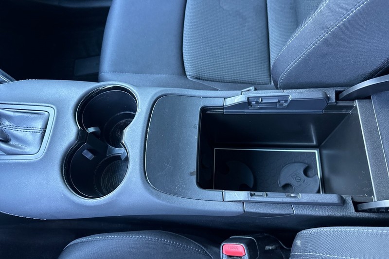 Toyota Venza Vehicle Full-screen Gallery Image 32