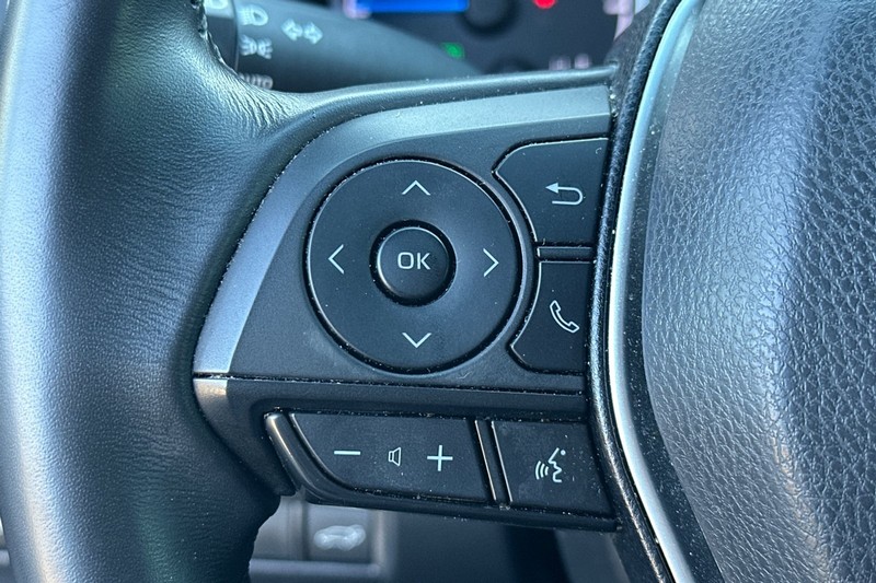 Toyota Venza Vehicle Full-screen Gallery Image 36