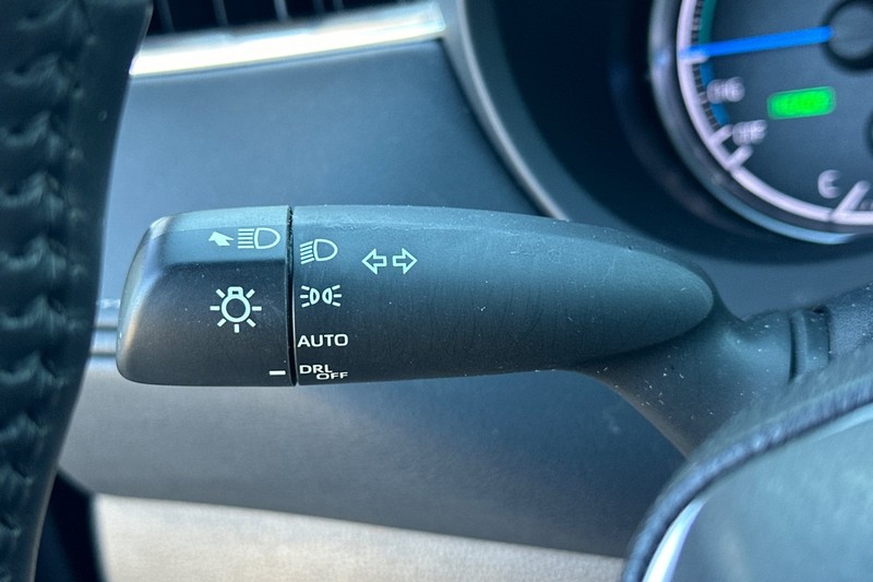 Toyota Venza Vehicle Full-screen Gallery Image 37