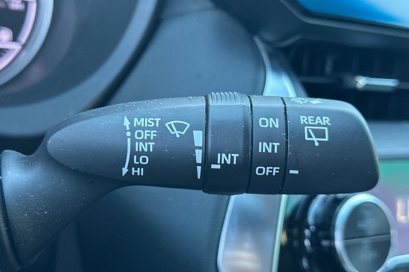 Toyota Venza Vehicle Full-screen Gallery Image 39