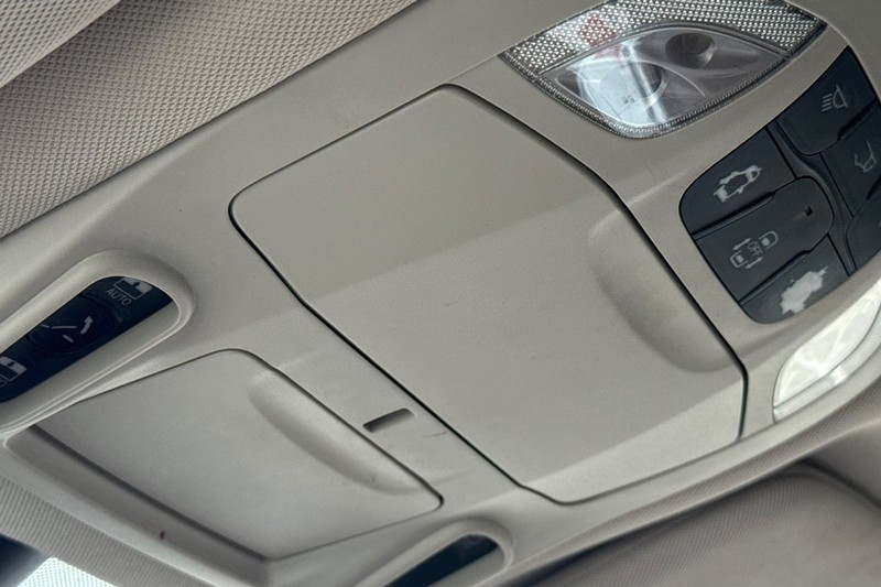 Chrysler Pacifica Vehicle Full-screen Gallery Image 22