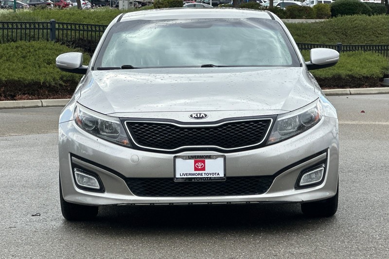 Kia Optima Vehicle Full-screen Gallery Image 09