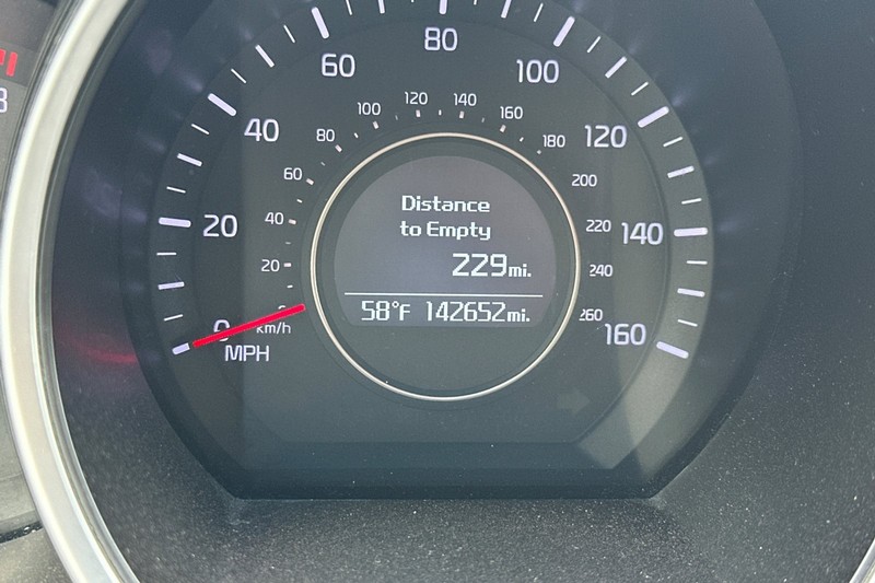 Kia Optima Vehicle Full-screen Gallery Image 37