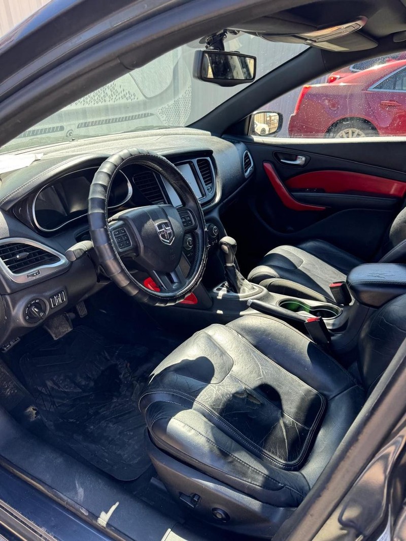 Dodge Dart Vehicle Full-screen Gallery Image 08