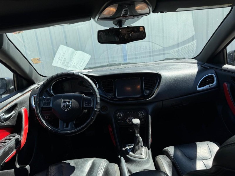 Dodge Dart Vehicle Full-screen Gallery Image 09