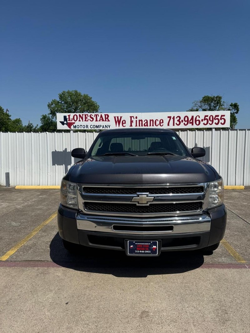 Chevrolet Silverado 1500 Vehicle Full-screen Gallery Image 03