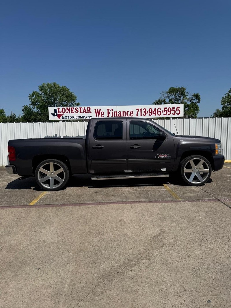 Chevrolet Silverado 1500 Vehicle Full-screen Gallery Image 07
