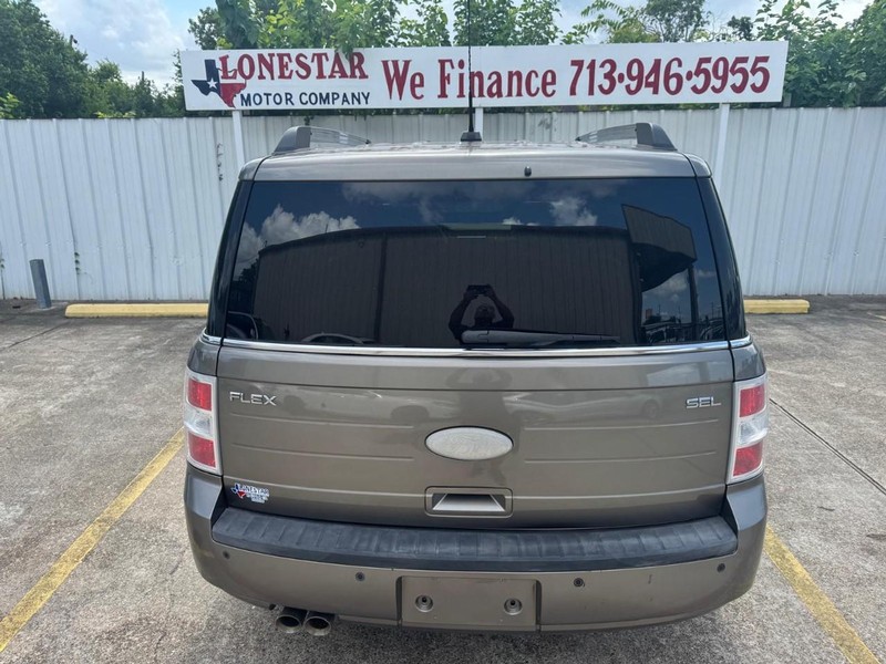 Ford Flex Vehicle Full-screen Gallery Image 04