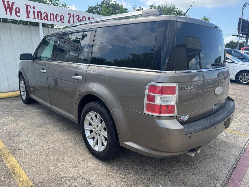 Ford Flex Vehicle Full-screen Gallery Image 06