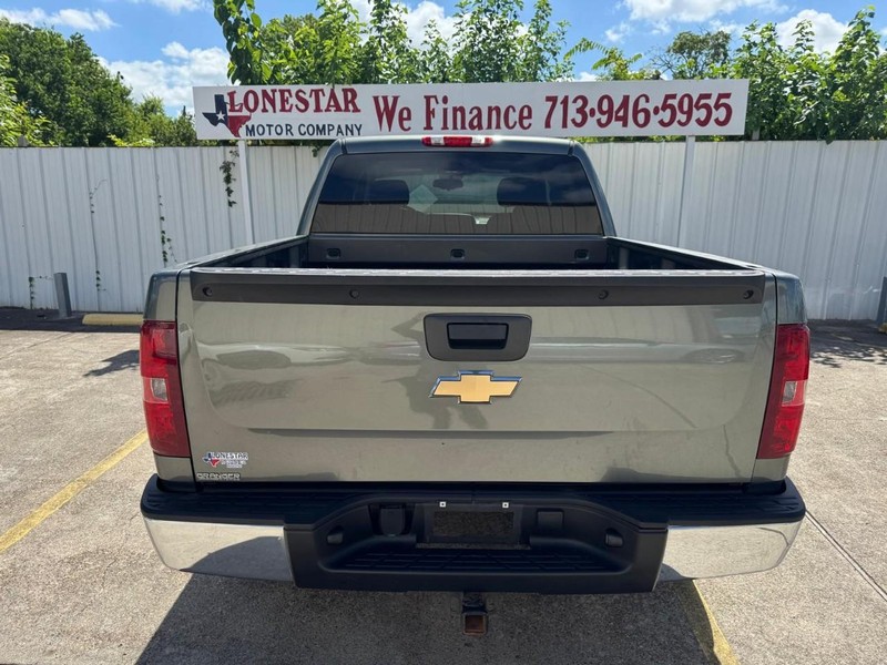 Chevrolet Silverado 1500 Vehicle Full-screen Gallery Image 04