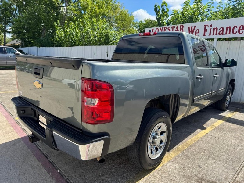 Chevrolet Silverado 1500 Vehicle Full-screen Gallery Image 05