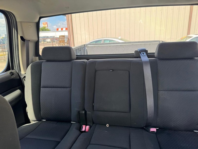 Chevrolet Silverado 1500 Vehicle Full-screen Gallery Image 10