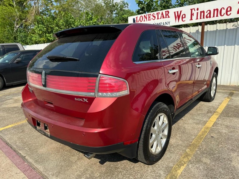 Lincoln MKX Vehicle Full-screen Gallery Image 06