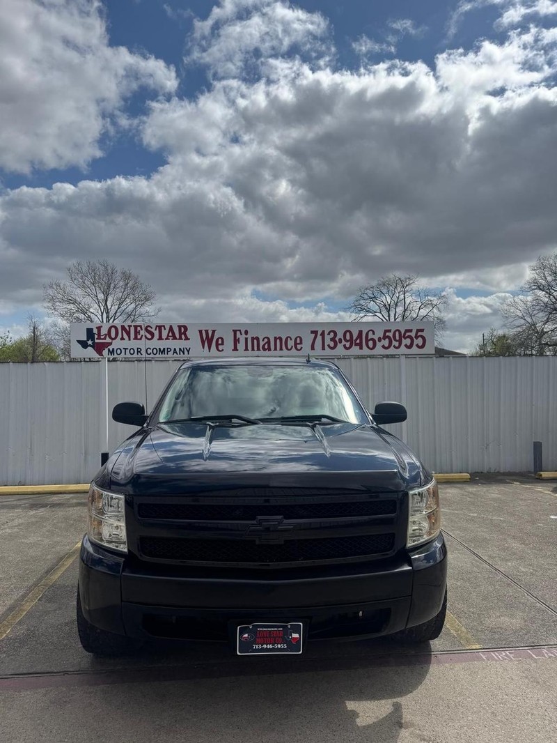 Chevrolet Silverado 1500 Vehicle Full-screen Gallery Image 03