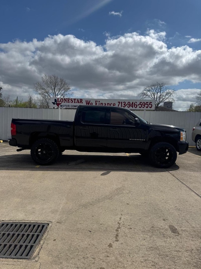 Chevrolet Silverado 1500 Vehicle Full-screen Gallery Image 07